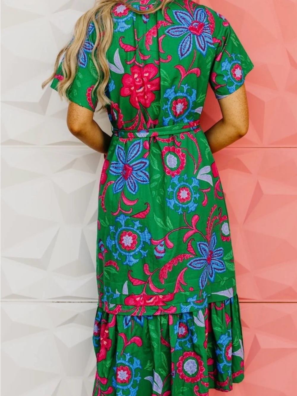 Green Floral Tie-Waist Midi Dress from MOD Boutique - Picture 2 of 4